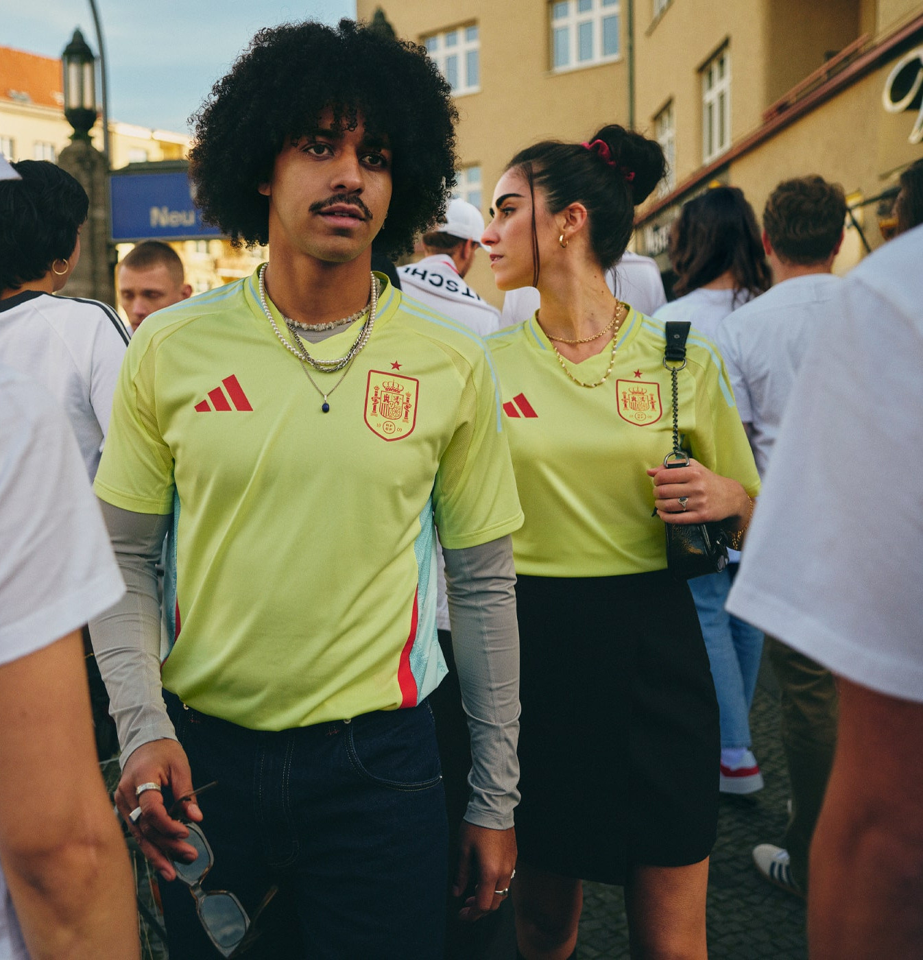 Spanje EK 2024 uitshirt is geel! 