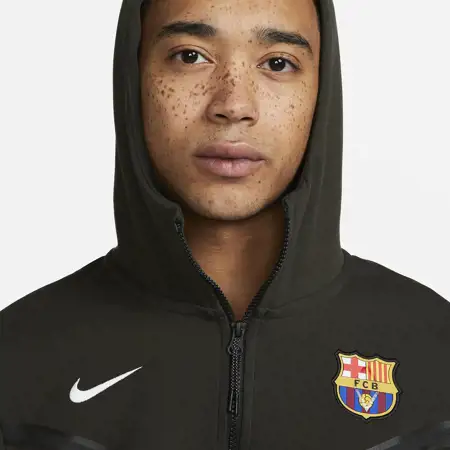 Dit zijn de FC Barcelona trainingsjacks 2023-2024