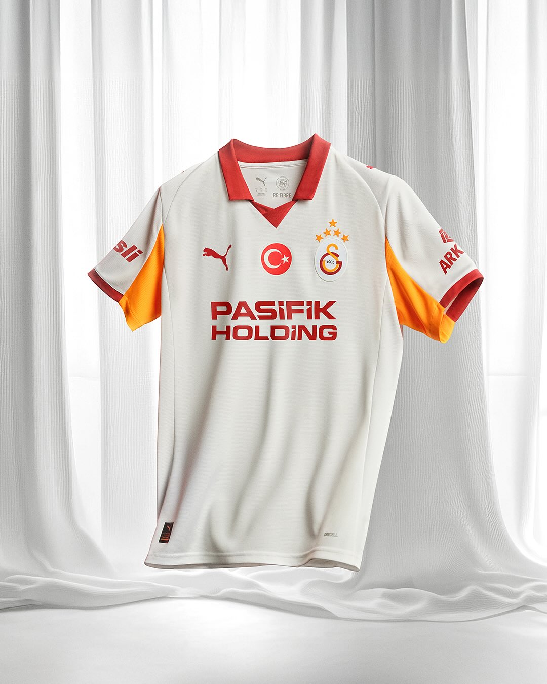 Dit zijn de Galatasaray voetbalshirts 2025-2026