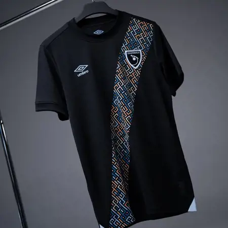 Dit zijn de Guatemala voetbalshirts 2025-2026
