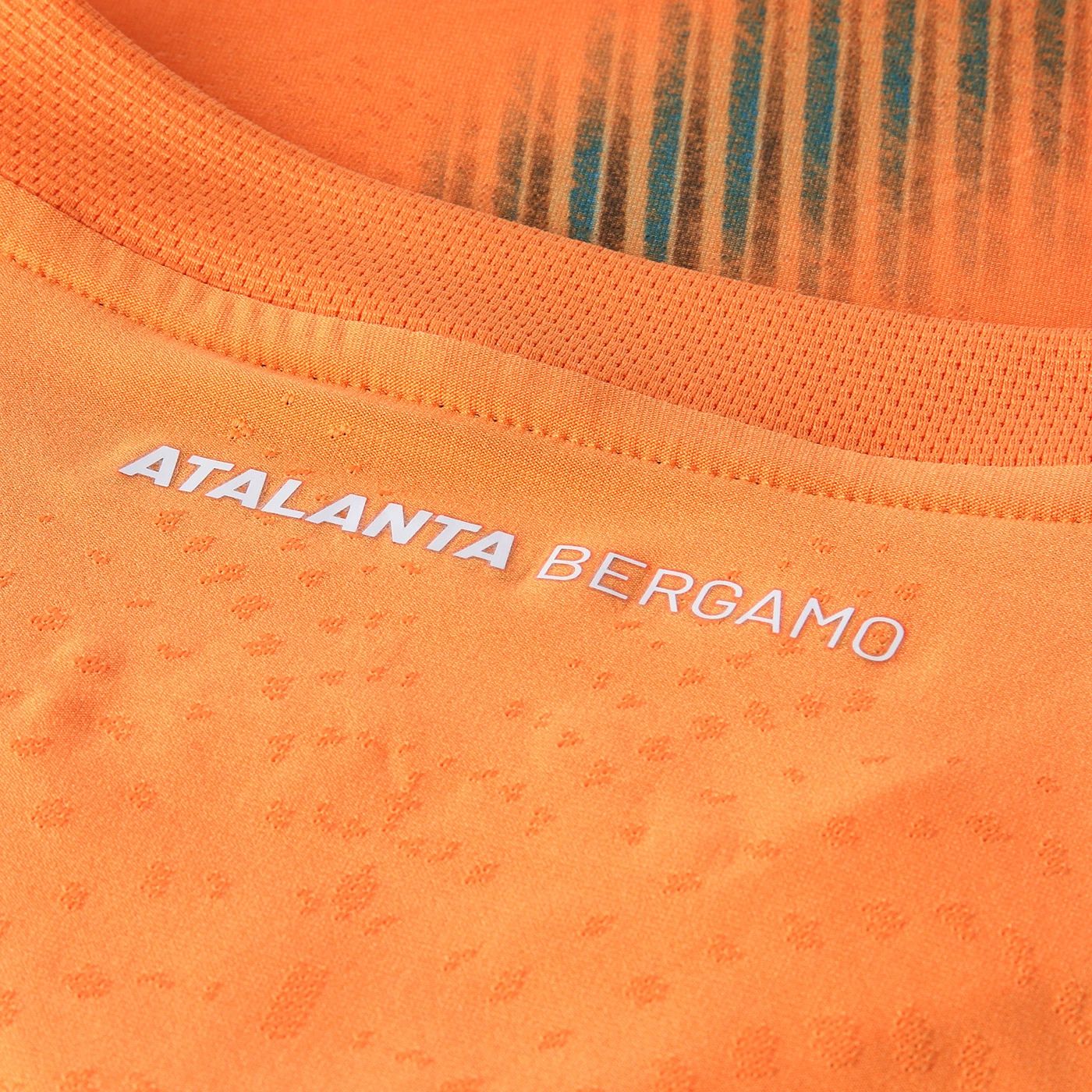 Dit zijn de Atalanta Bergamo voetbalshirts 2025-2026 van New Balance
