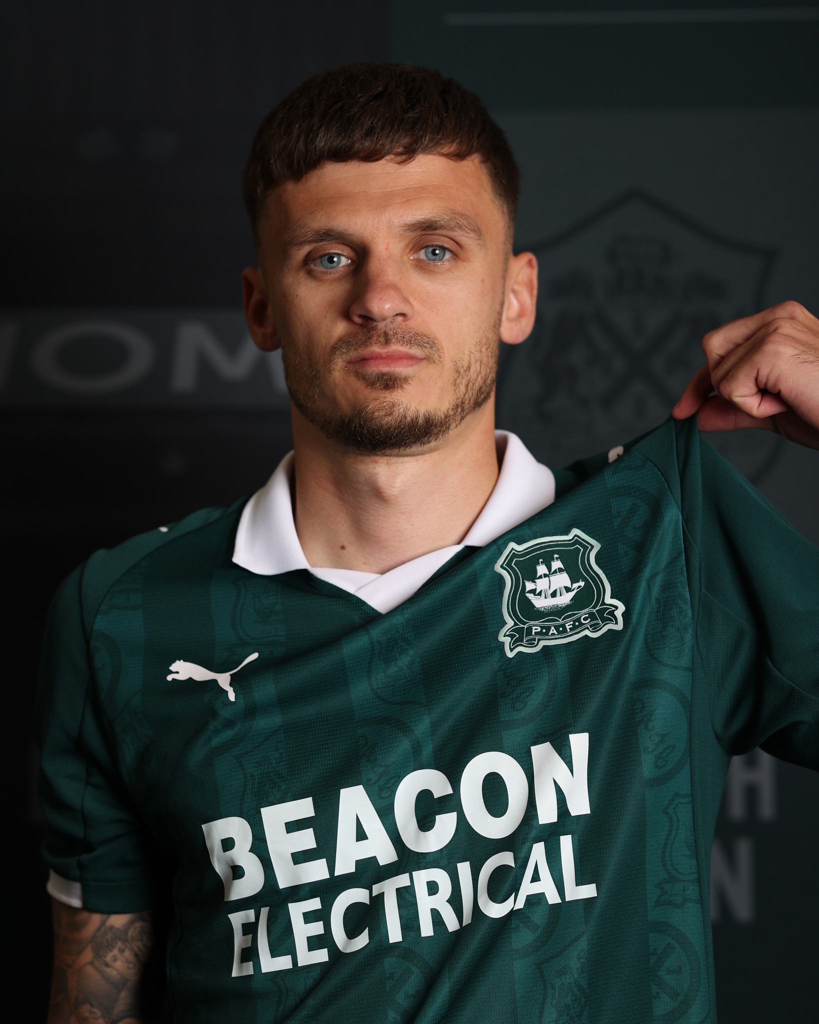 Dit zijn de Plymouth Argyle voetbalshirts 2025-2026