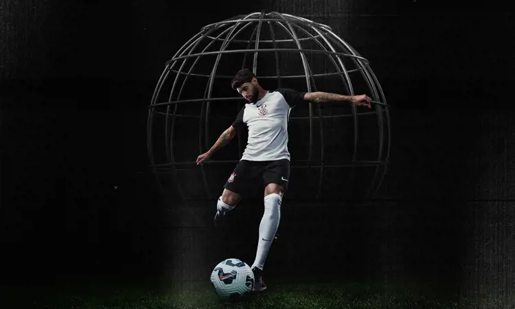 Corinthians voetbalshirts 2025-2026 geïnspireerd door shirts WK 2000