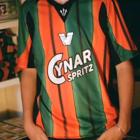 Dit zijn de Venezia FC voetbalshirts 2025-2026 van NOCTA
