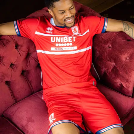 Middlesbrough voetbalshirts 2023-2024