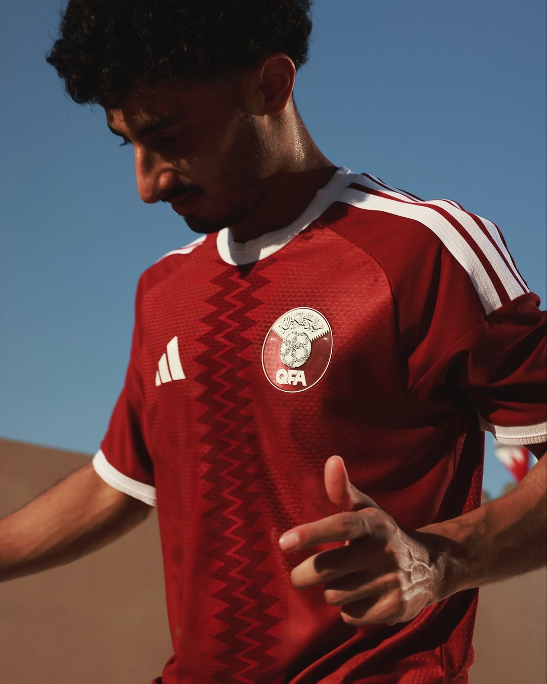 Qatar WK 2026 thuisshirt geïnspireerd door nationale vlag!