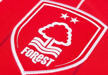 Nottingham Forest Voetbalshirts 2025 2026