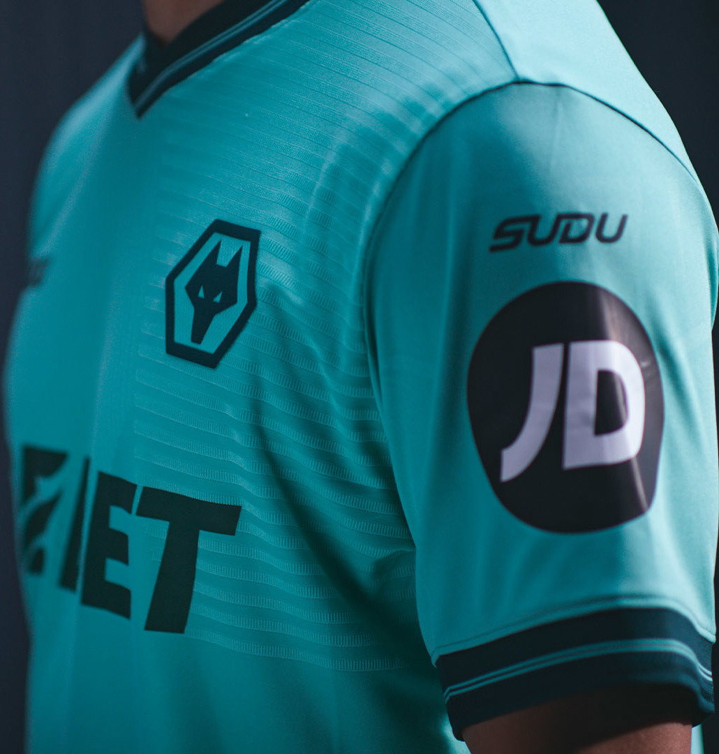 Wolverhampton Wanderers voetbalshirts 2025-2026 ode aan shirts jaren '70, wolf en Brazilië!