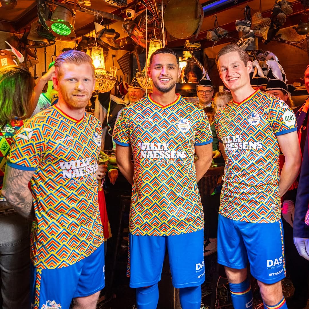 RKC Waalwijk carnavalsshirt 2025 in stijl Schoenlapperslaand