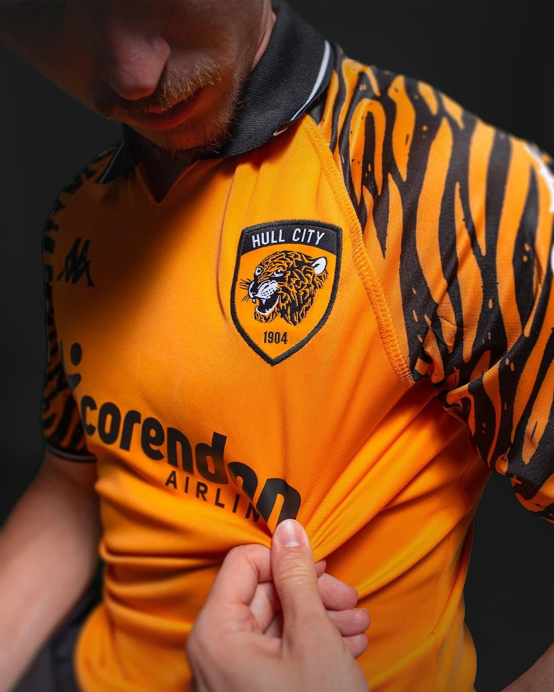 Dit zijn de Hull City voetbalshirts 2025-2026