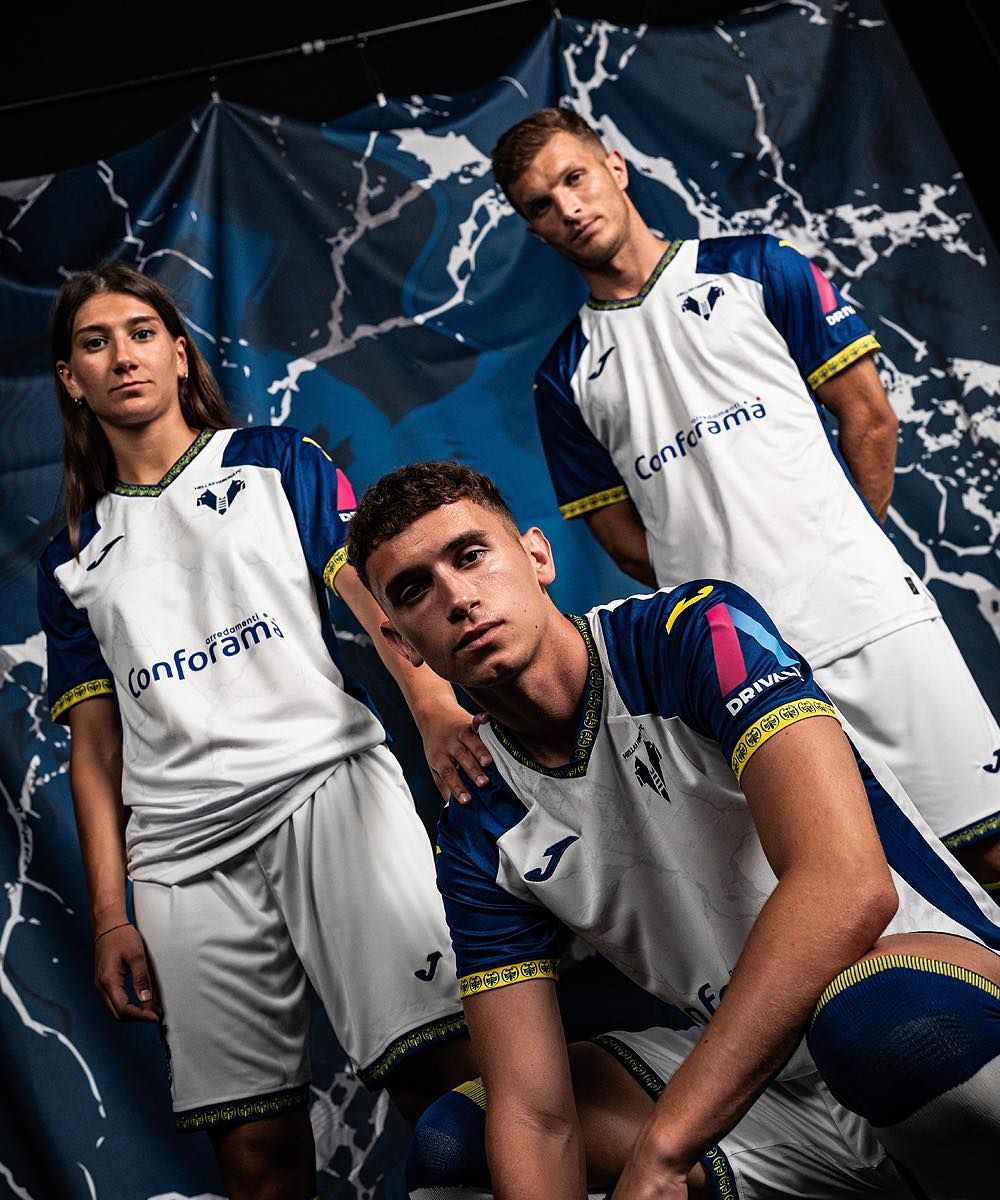 Hellas Verona voetbalshirts 2024-2025: Een herinnering aan de Scudetto