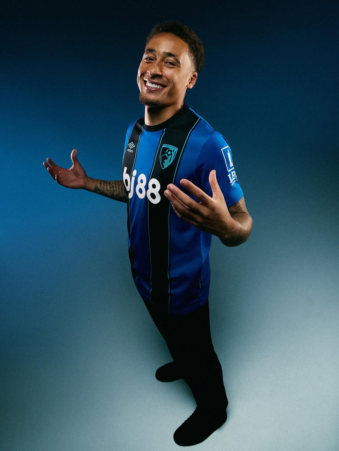 AFC Bournemouth voetbalshirts 2025-2026 geïnspireerd door de kust en historie