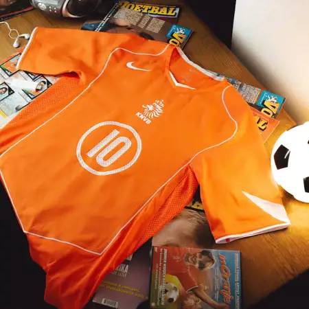 Nike lanceert remake Nederlands Elftal voetbalshirt 2004