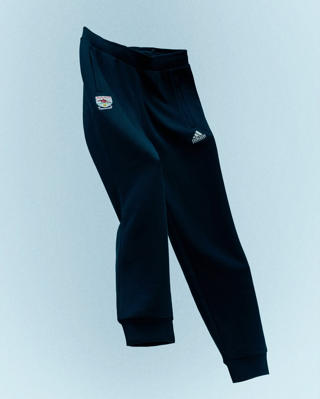 adidas lanceert remake Arsenal voetbalshirt 1992-1994