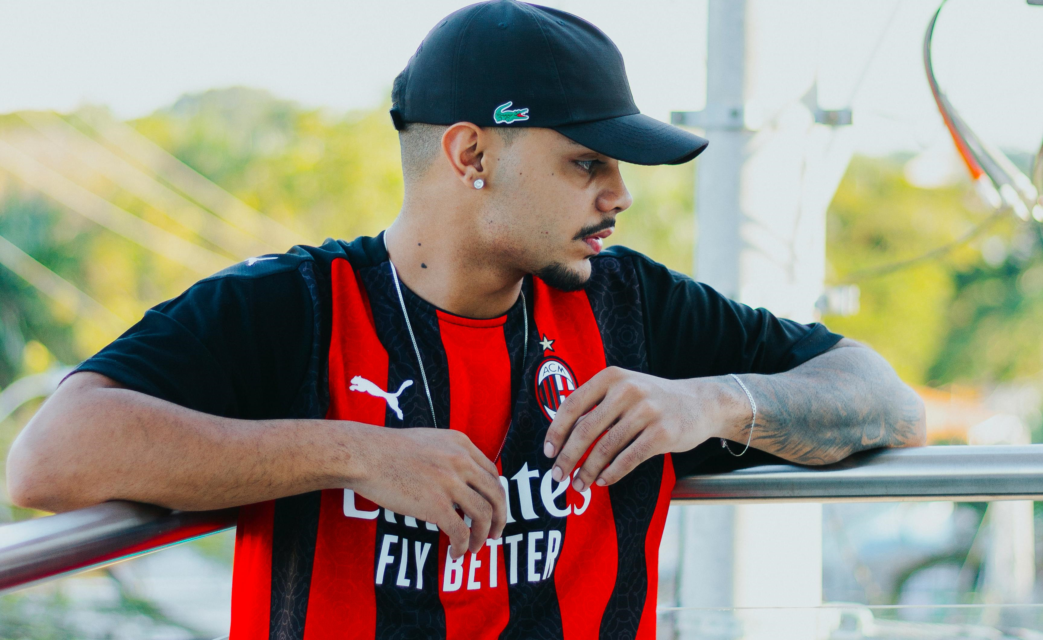 Iconische voetbalshirts door de jaren heen