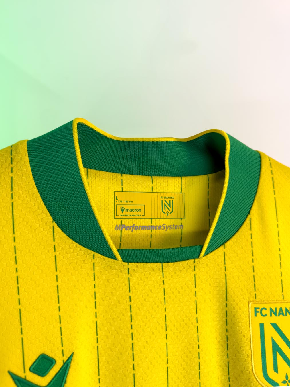 Dit zijn de FC Nantes voetbalshirts 2025-2026
