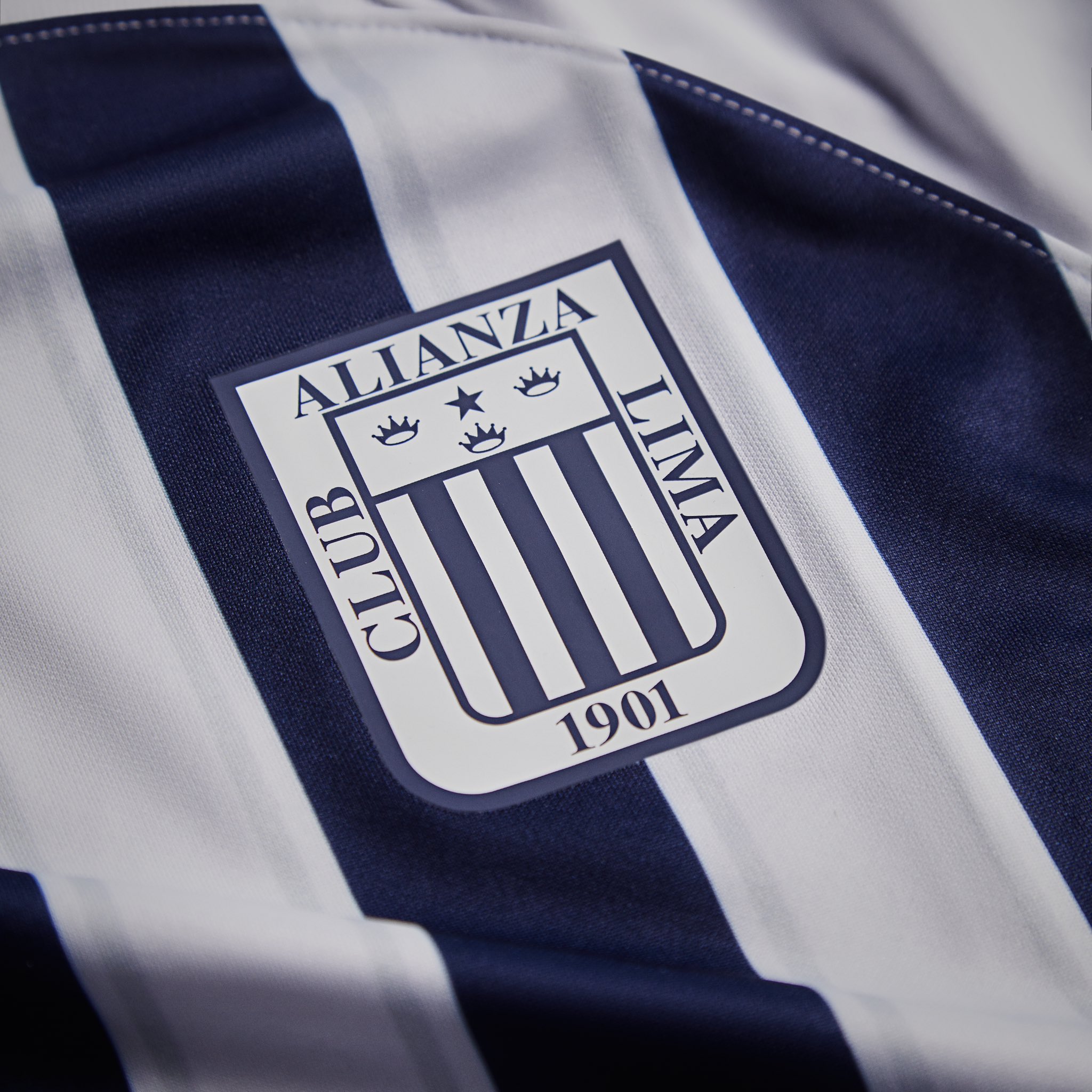 Alianza Lima voetbalshirts 2024