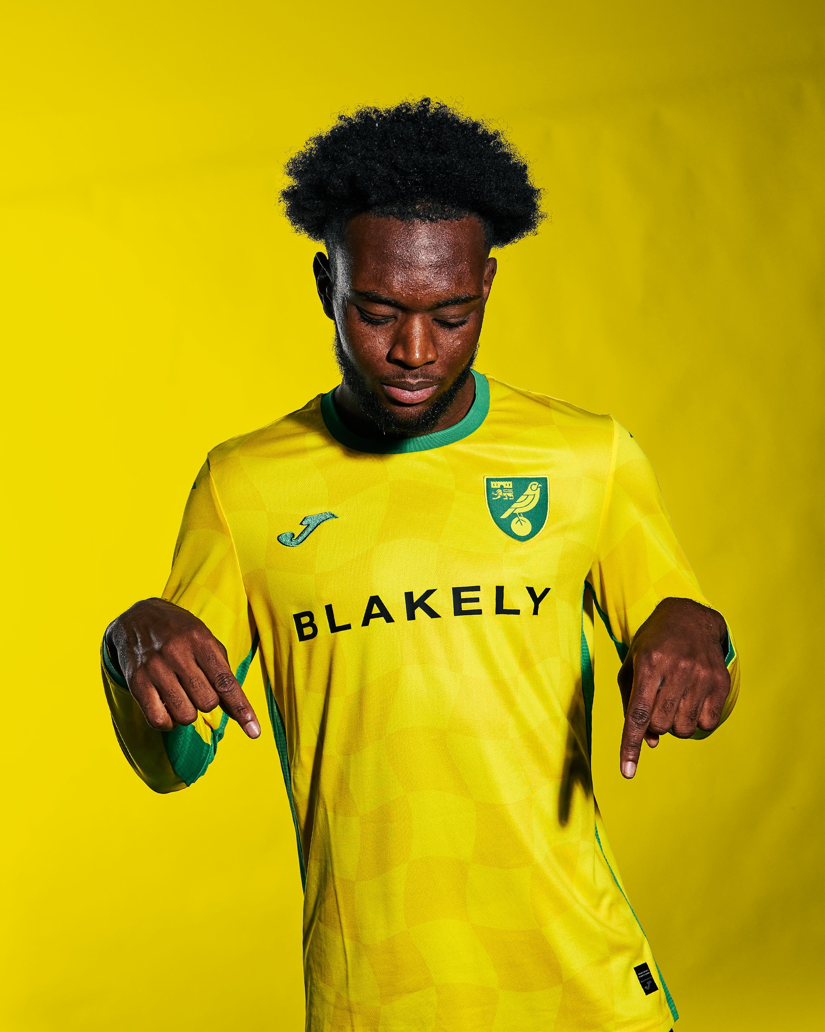 Dit zijn de Norwich City voetbalshirts 2024-2025