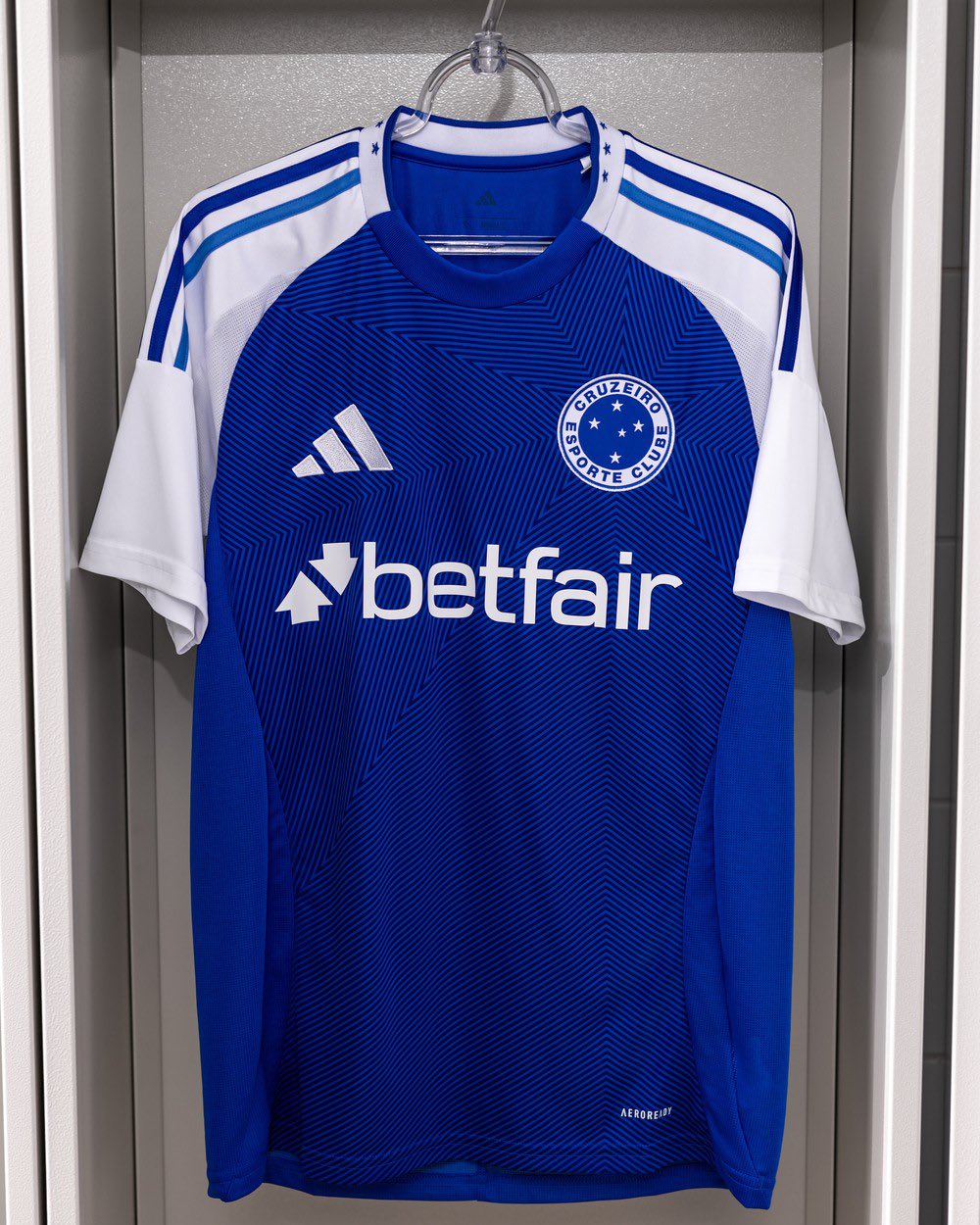 Dit zijn de Cruzeiro voetbalshirts 2025-2026