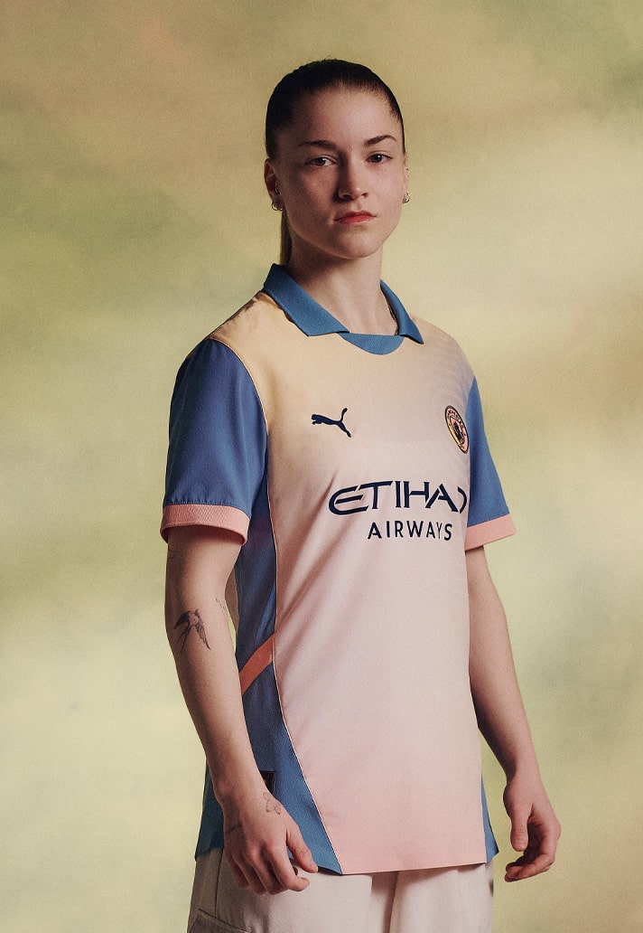 Manchester City 4e shirt 2024-2025 geïnspireerd door albumcover Definitely Maybe