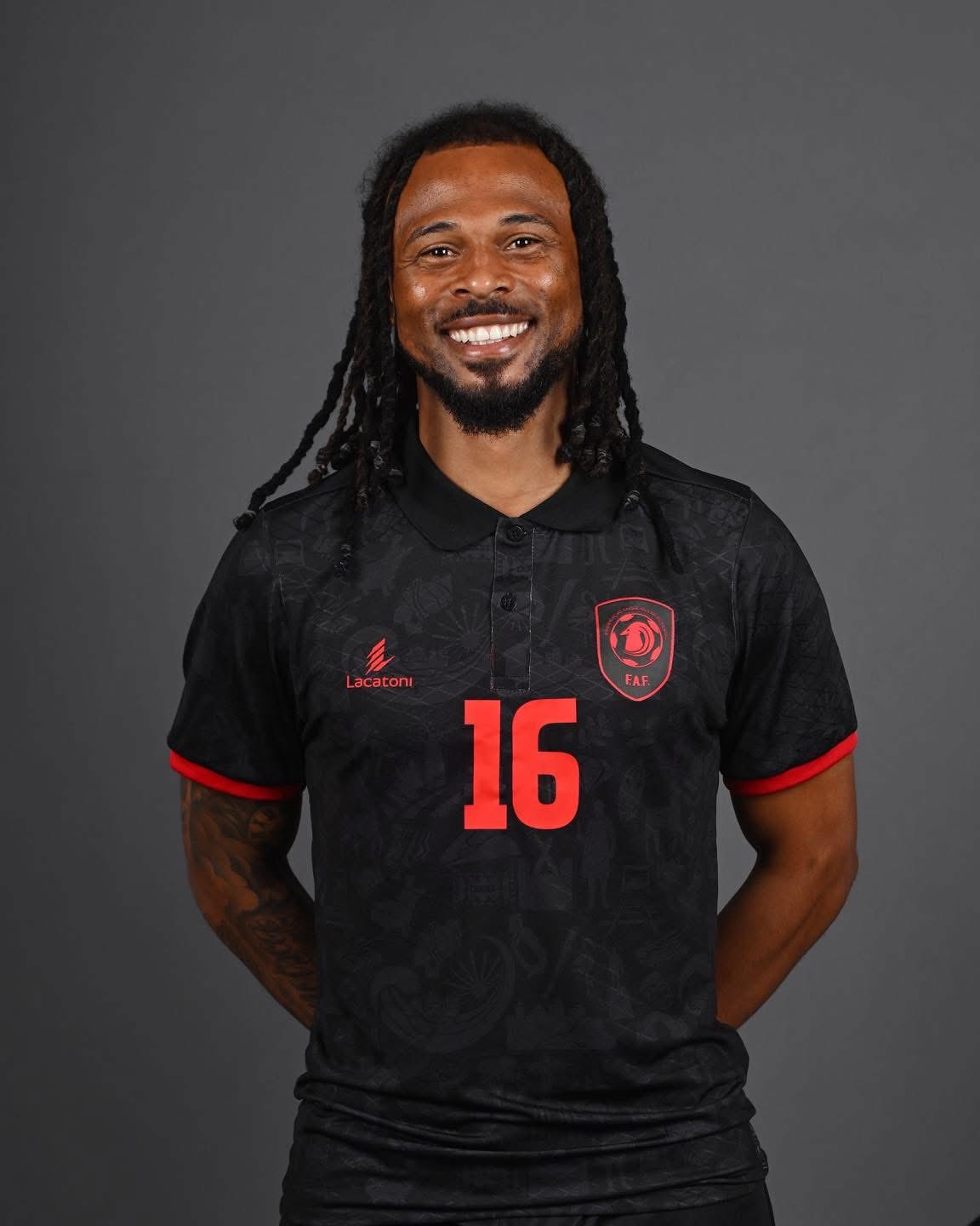 Dit zijn de Angola voetbalshirts 2026-2027