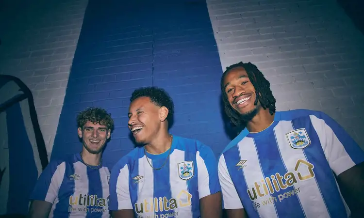 Huddersfield Town voetbalshirts 2023-2024
