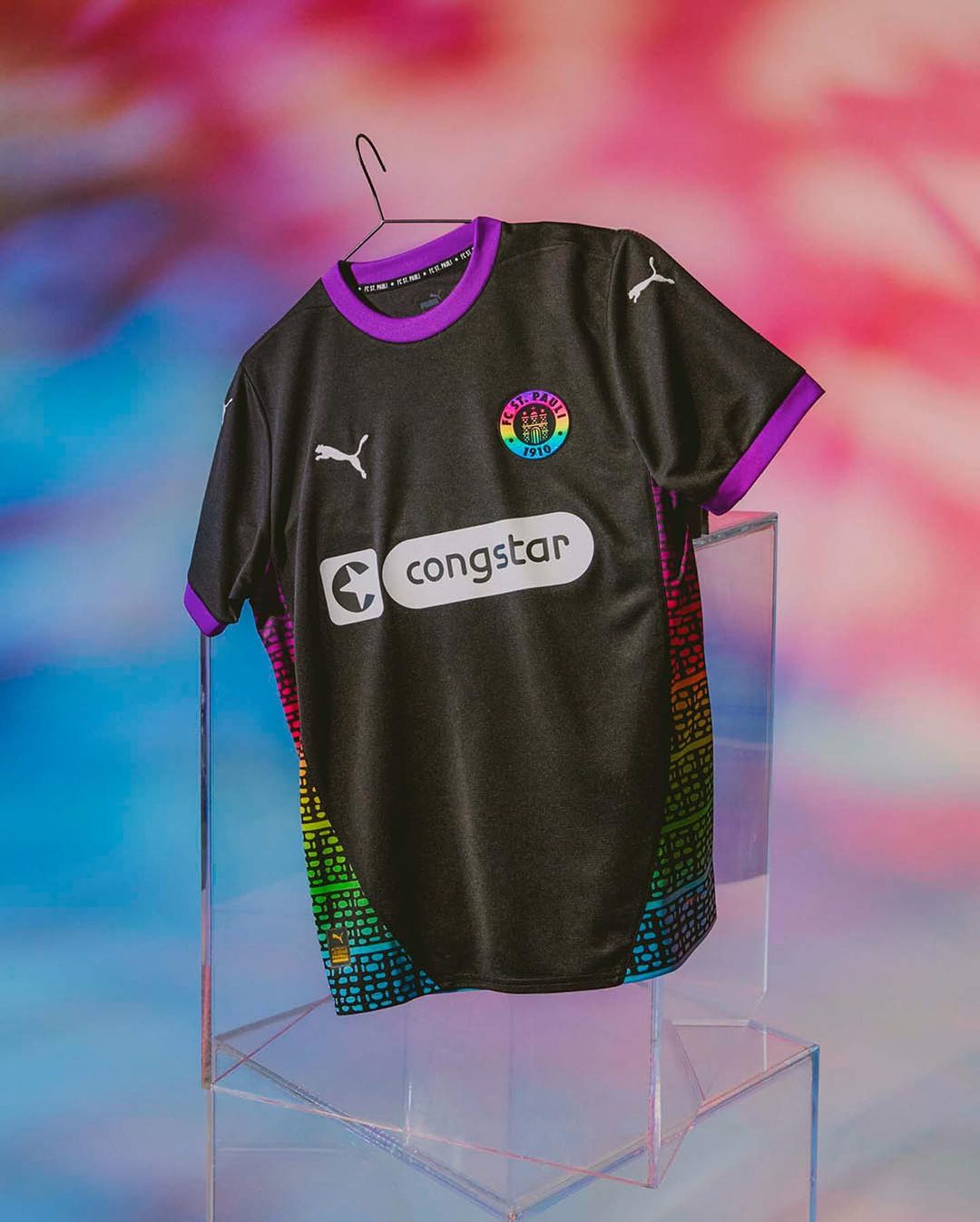 FC Sankt Pauli voetbalshirts 2024-2025 geïnspireerd door voetbalshirts jaren '90