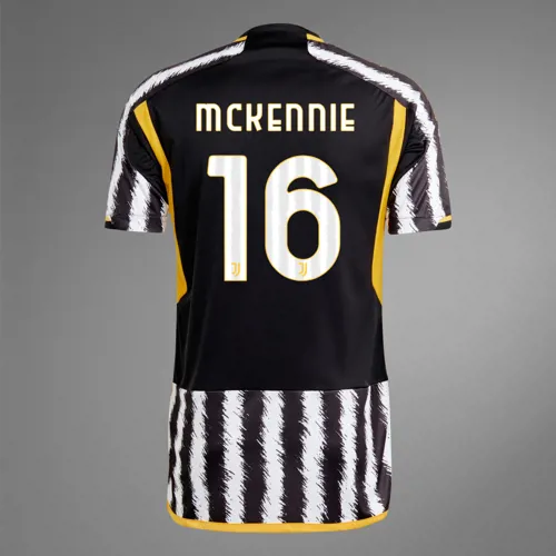 Juventus voetbalshirt McKennie
