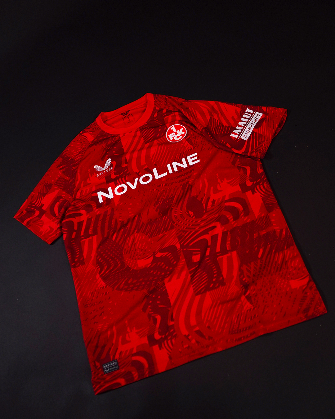 Dit zijn de FC Kaiserslautern voetbalshirts 2024-2025 van Castore