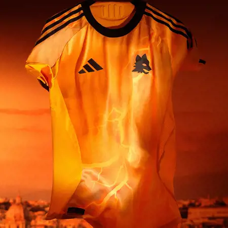 AS Roma uitshirt 2025-2026 is oranje met bliksemschichten!