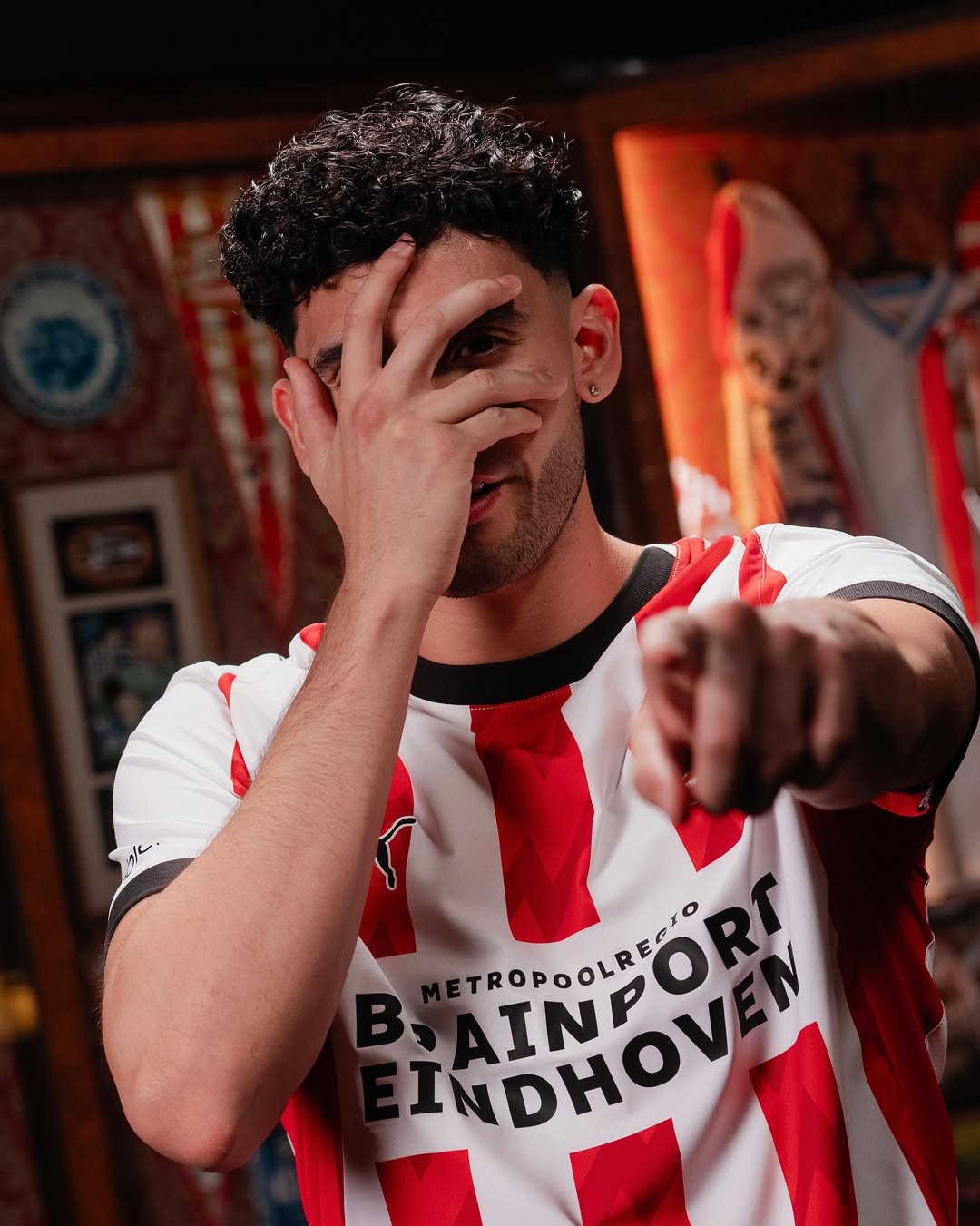 PSV thuisshirt 2025-2026 straalt energie uit!