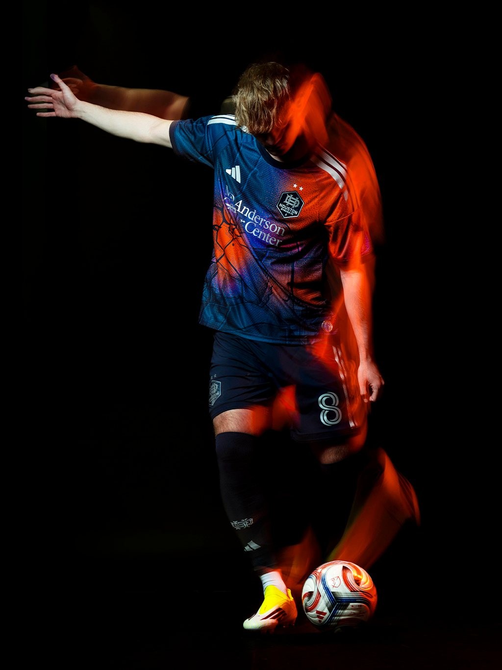 Houston Dynamo uitshirt 2026-2027 eert ruimtevaart