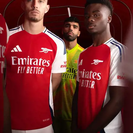 Arsenal thuisshirt 2024-2025 geïnspireerd door voetbalshirts eind jaren '80!