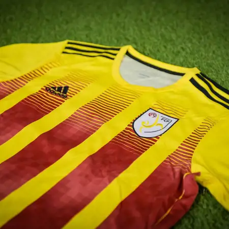 Dit zijn de Catalonië voetbalshirts 2023-2026