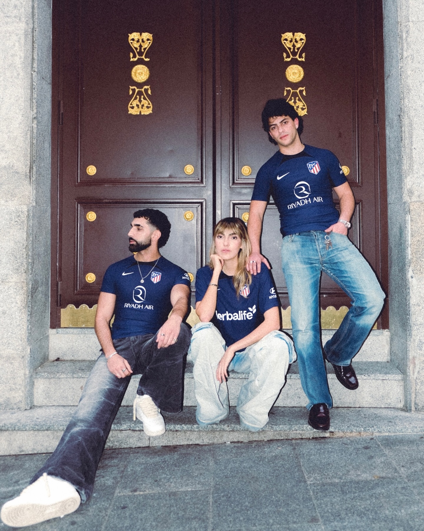 Atlético Madrid 4e voetbalshirt 2024 geïnspireerd door nachtelijk Madrid