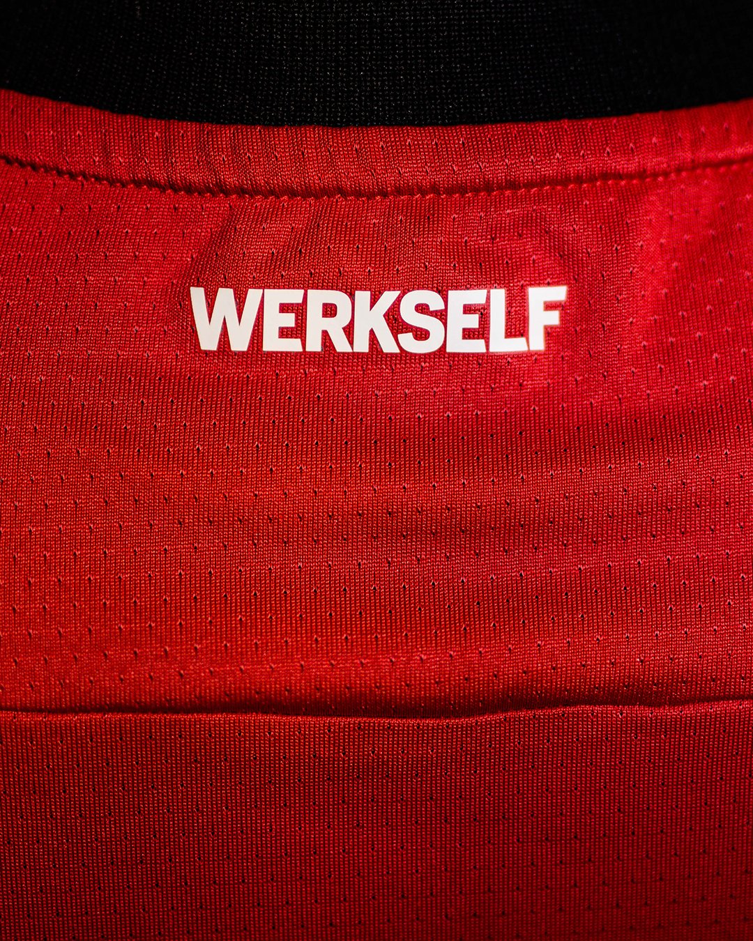 Bayer Leverkusen voetbalshirts 2024-2025 in stijl stad