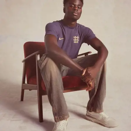 Engeland EK 2024 uitshirt is paars!