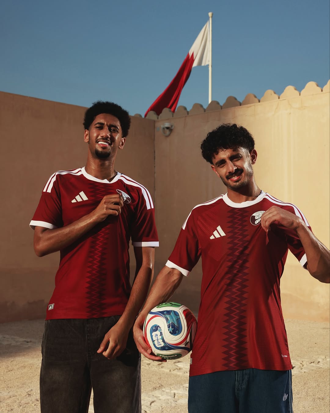 Qatar WK 2026 thuisshirt geïnspireerd door nationale vlag!