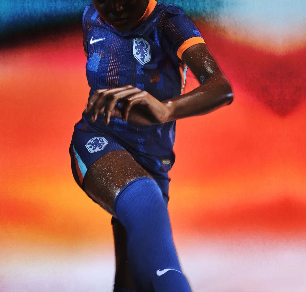 Nederlands Elftal EK 2024 uitshirt statement van geometrie en minimalisme!