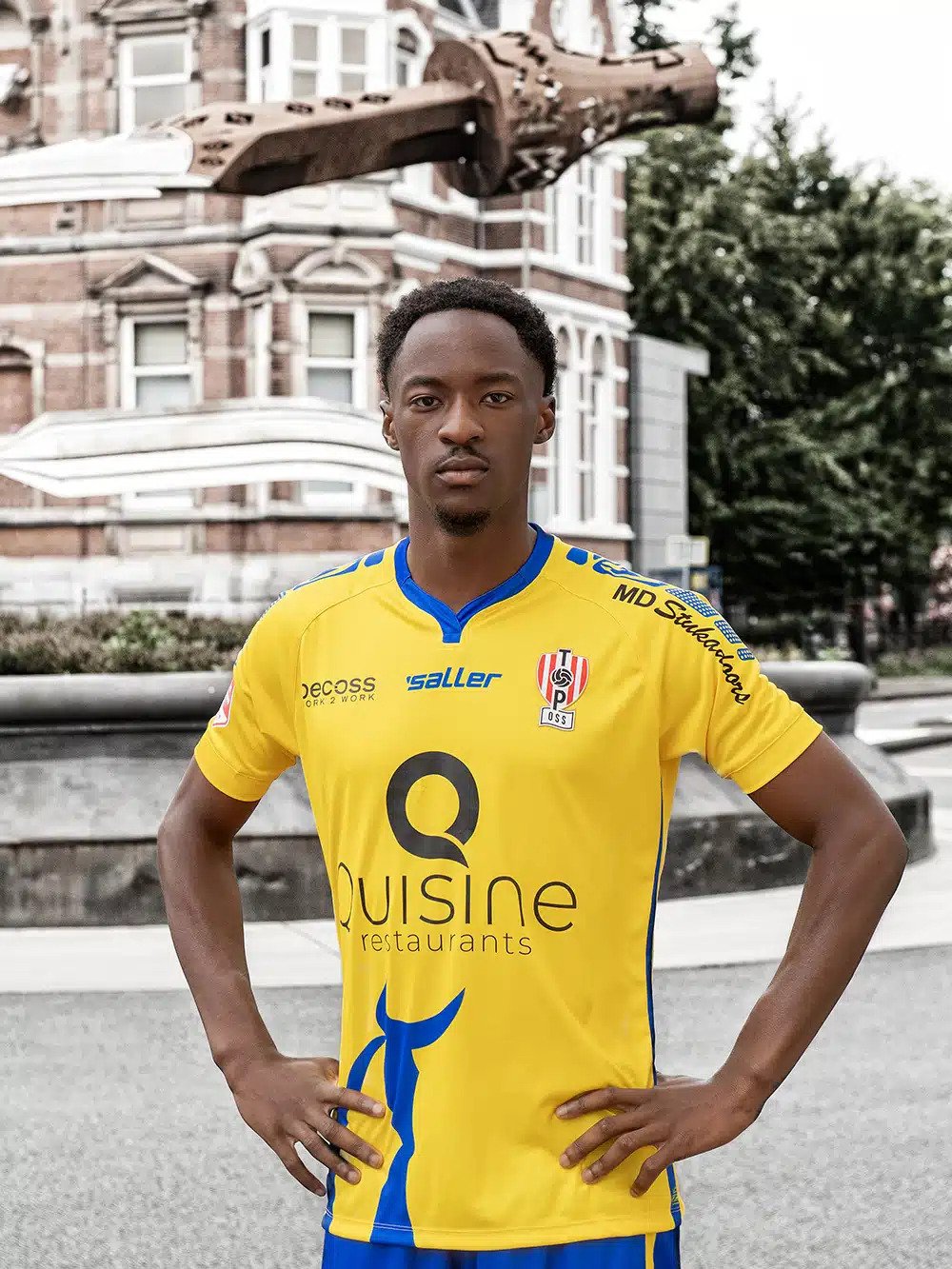 Top Oss voetbalshirts 2023-2024