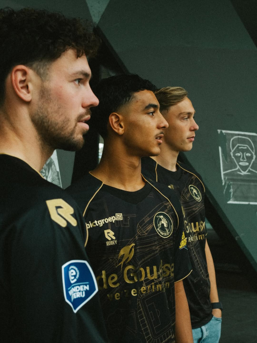 Sparta Rotterdam voetbalshirts 2025-2026 ode aan Willem van Hasselt en Spangen