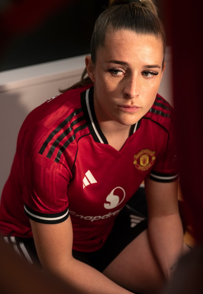 Manchester United thuisshirt 2025-2026 eert Old Trafford! 