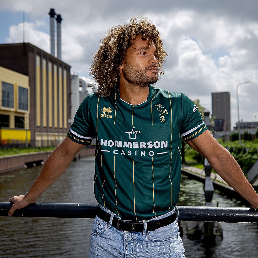 ADO Den Haag uitshirt 2024-2025 heeft casual look!
