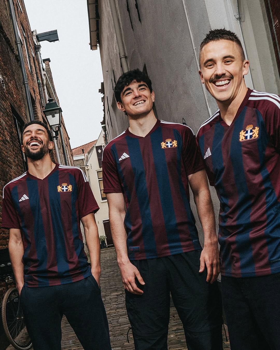 PEC Zwolle brengt met voetbalshirt ode aan Leo Major met speciaal voetbalshirt