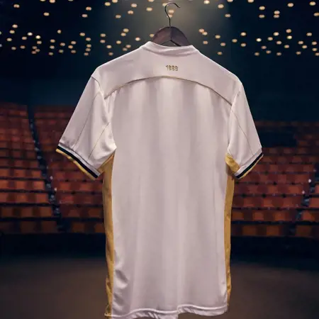 Sheffield United voetbalshirts 2025-2026: Eerbetoon aan de staalstad