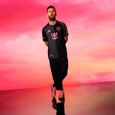 Inter Miami CF uitshirt 2025-2026 heeft half-om-half design