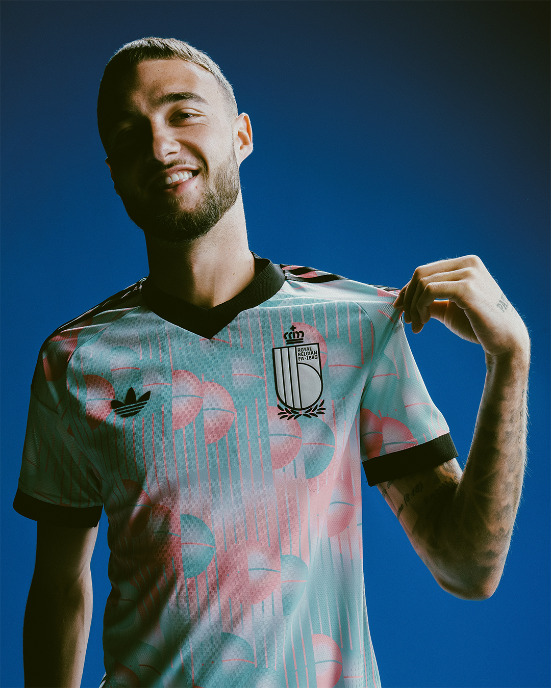 België WK 2026 uitshirt ode aan Margritte!