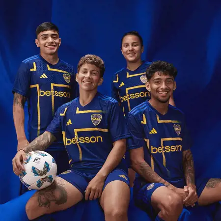 Boca Juniors 3e voetbalshirt 2024 in teken Zweedse vlag