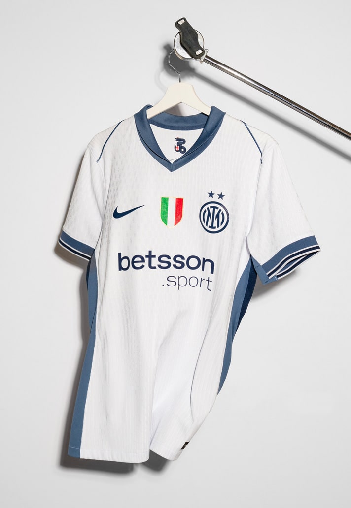 Inter Milan uitshirt 2024-2025 geïnspireerd door fashion en architectuur Milaan
