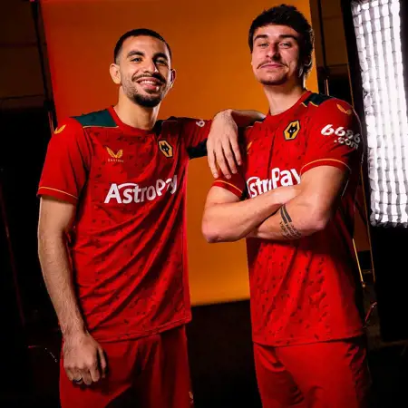 Wolverhampton Wanderers voetbalshirts 2023-2024